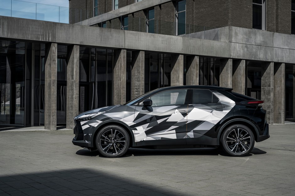 Nowa Toyota C-HR Plug-in Hybrid