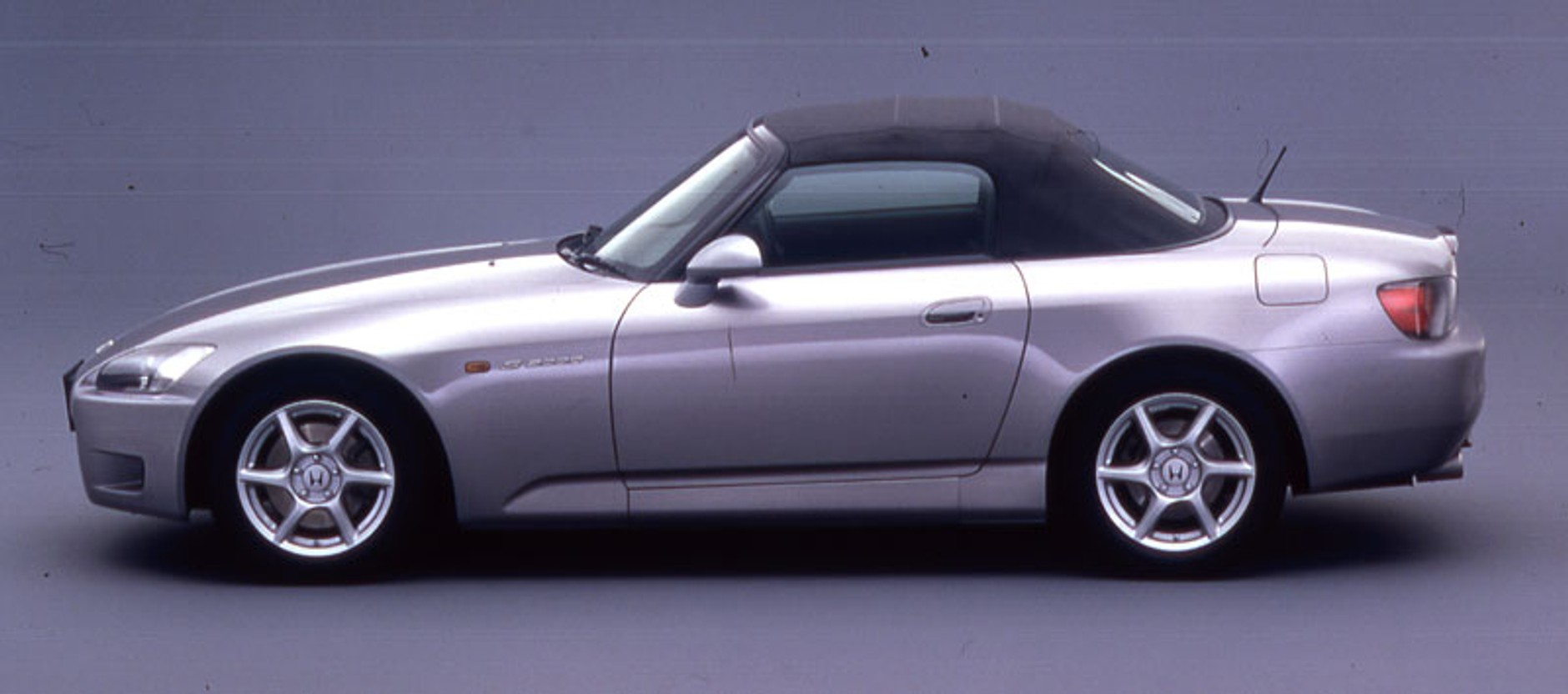 Honda S2000 – zbliża się koniec produkcji żywej legendy