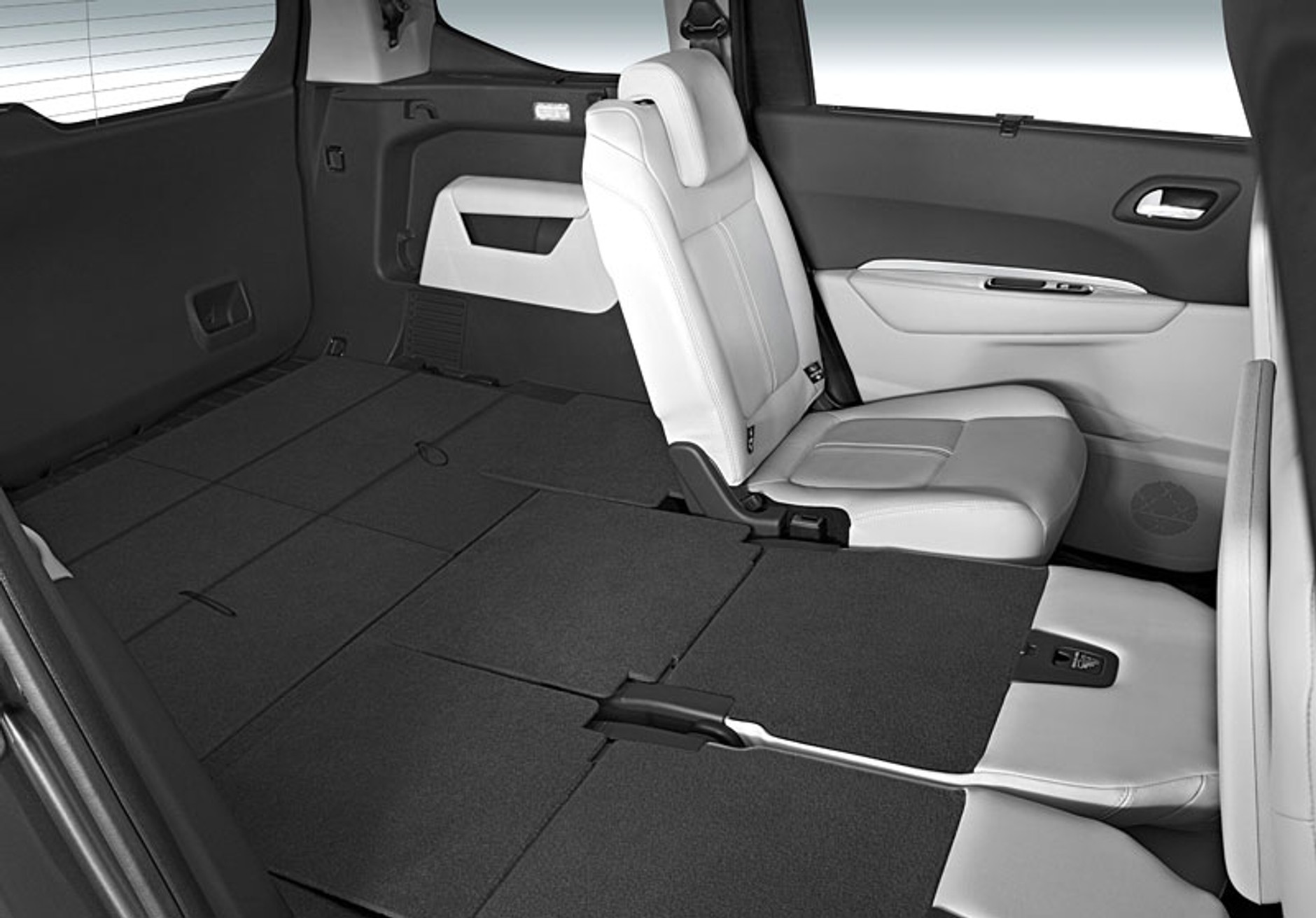 Peugeot: 5008 - duży, wygodny, nowoczesny, dla 5 lub 7 osób