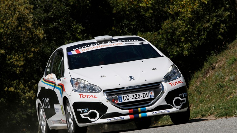 Bryan Bouffier i Peugeot 208 R2 w Rajdzie Polski 2012