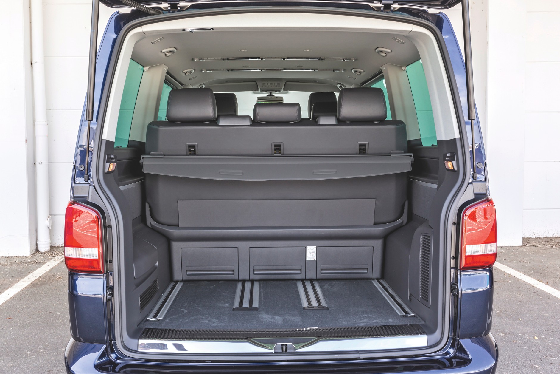 Mercedes klasy V i VW T5 Multivan