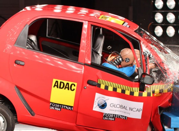 Zero gwiazdek dla Tata Nano!