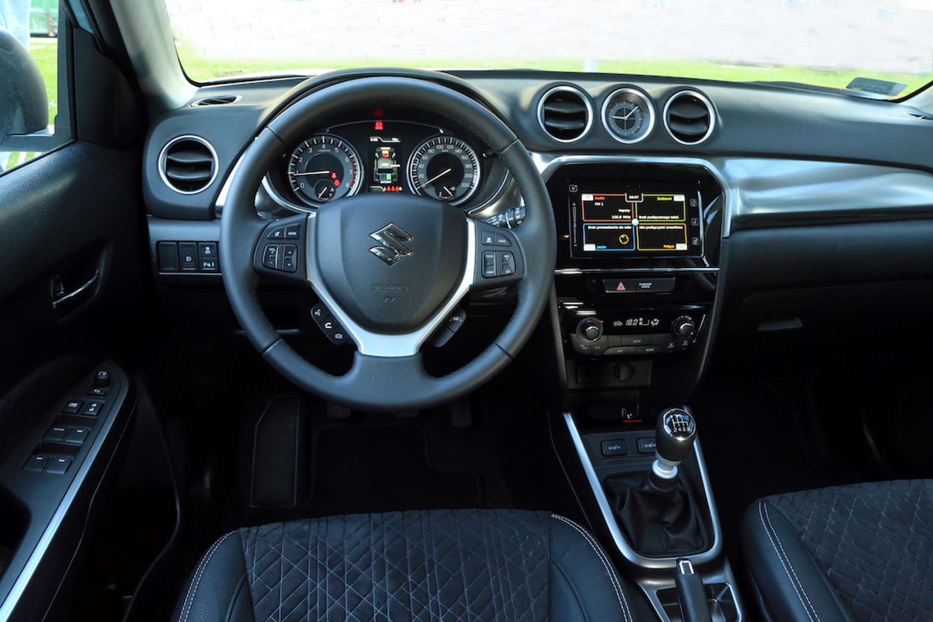 Suzuki Vitara – hybryda z doładowaniem