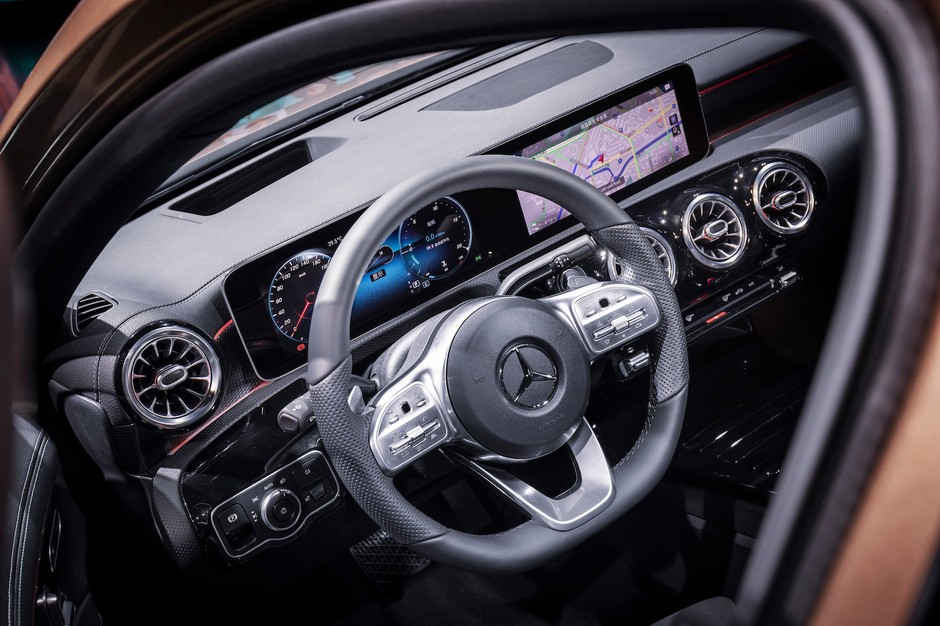 Mercedes Klasy A L Sedan