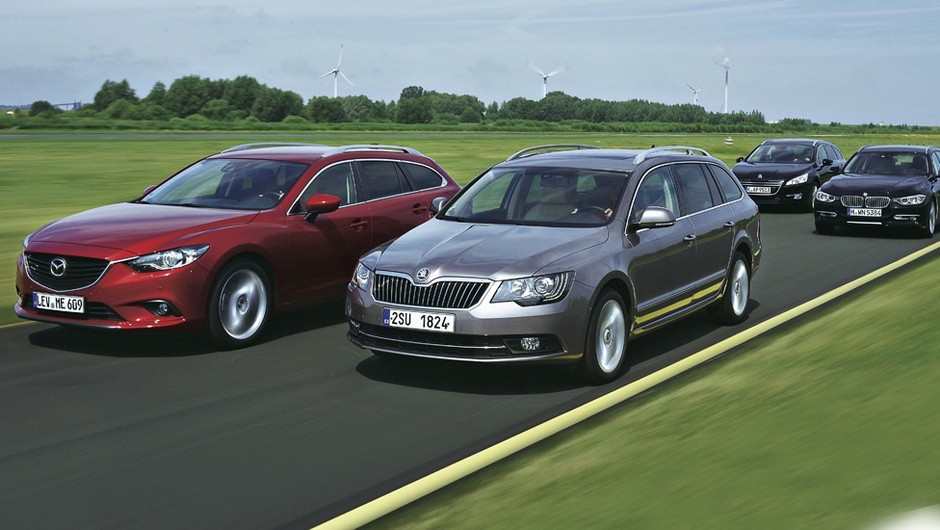 Kombi klasy średniej: Skoda Superb Combi po liftingu, BMW serii 3 Touring, Mazda