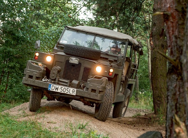 Land Rover Santana Militar - kopia lepsza od oryginału