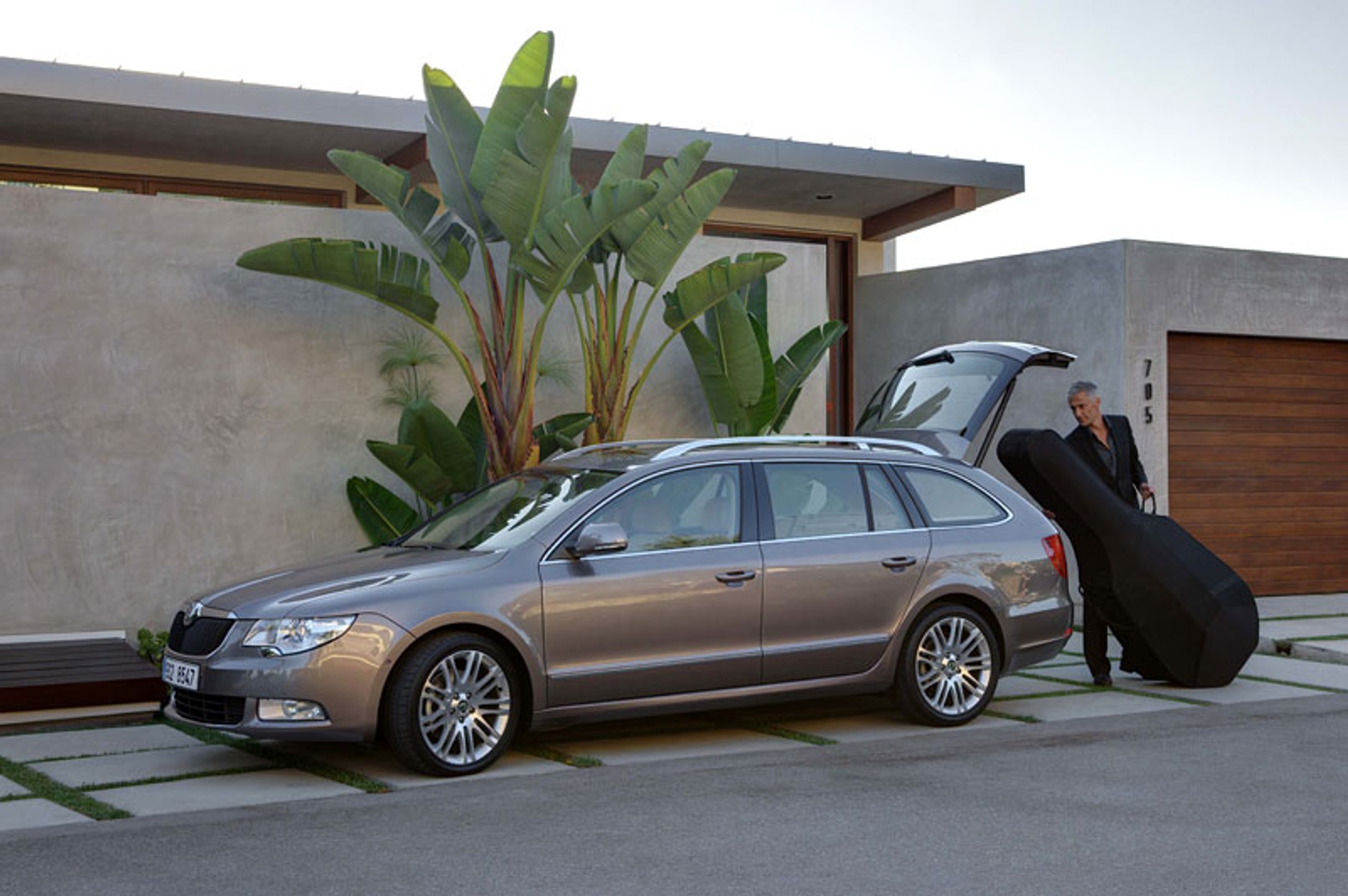 IAA Frankfurt 2009: Škoda Superb Combi w pełnej krasie (fotogaleria)