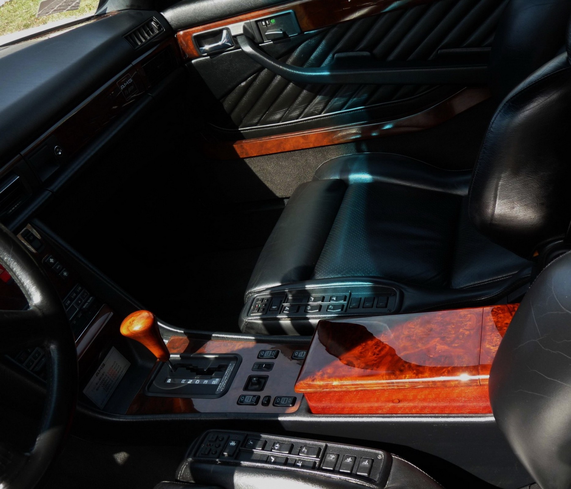 Mercedes 560 SEC 6.0 AMG