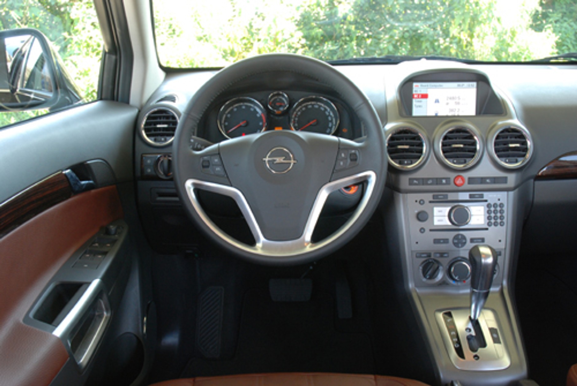 Opel Antara 3.2 V6 Cosmo - Gdzie podziały się konie?