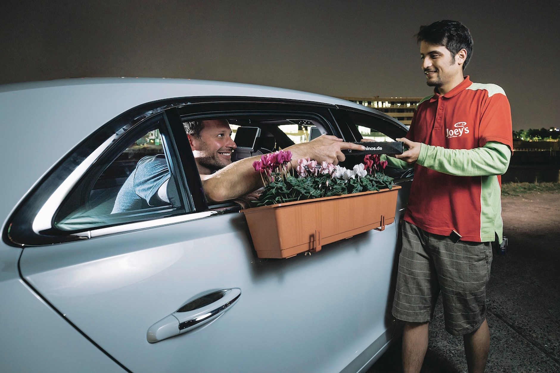 Bentley Flying Spur V8 S - Małe mieszkanko... w Bentleyu