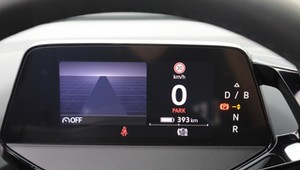 Pojechali elektrykiem z Polski do Cannes. Musieli stawać aż 19 razy