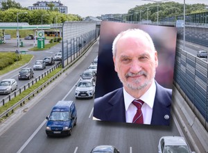 Antoni Macierewicz ukarany za niebezpieczną jadę. Może stracić prawo jazdy