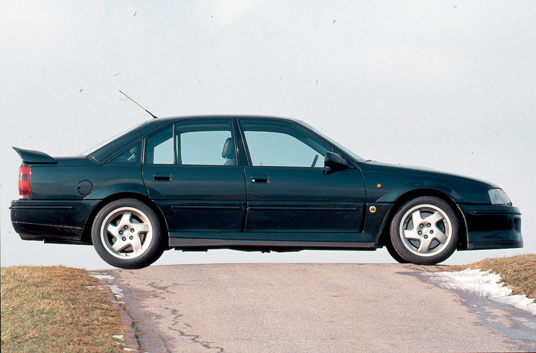 Lotus Omega - Opel z brytyjską duszą