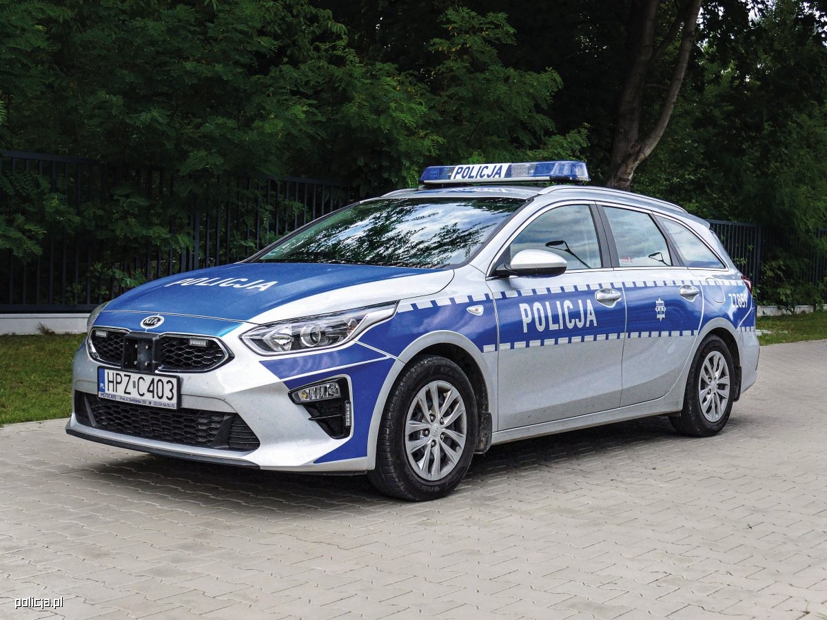 Policyjna KIA Ceed III