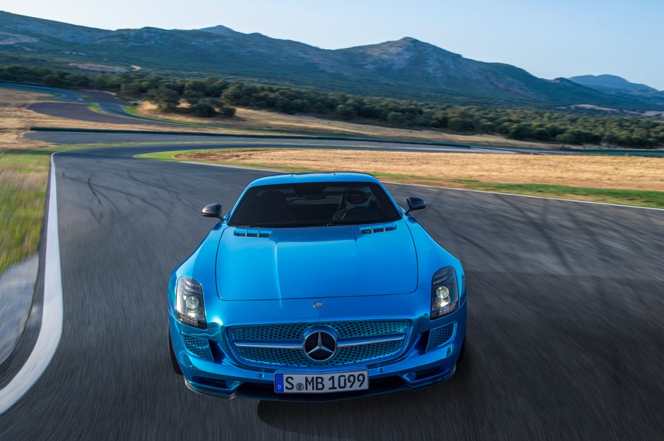 Genewa 2013: Mercedes SLS AMG pod napięciem