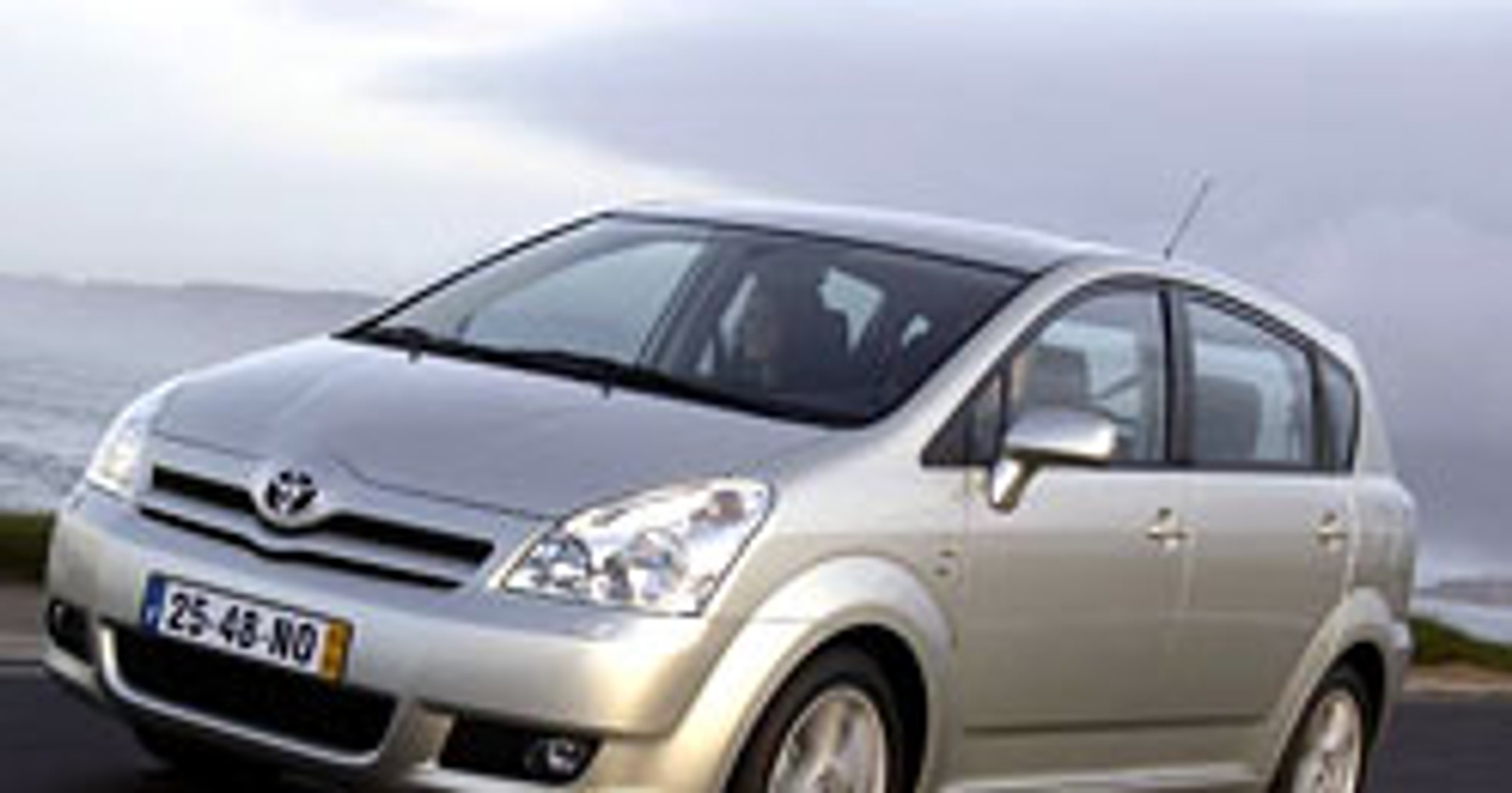 Auto Bild TÜV Report 2009 (auta 2-3 letnie): Toyota Corolla Verso na czele