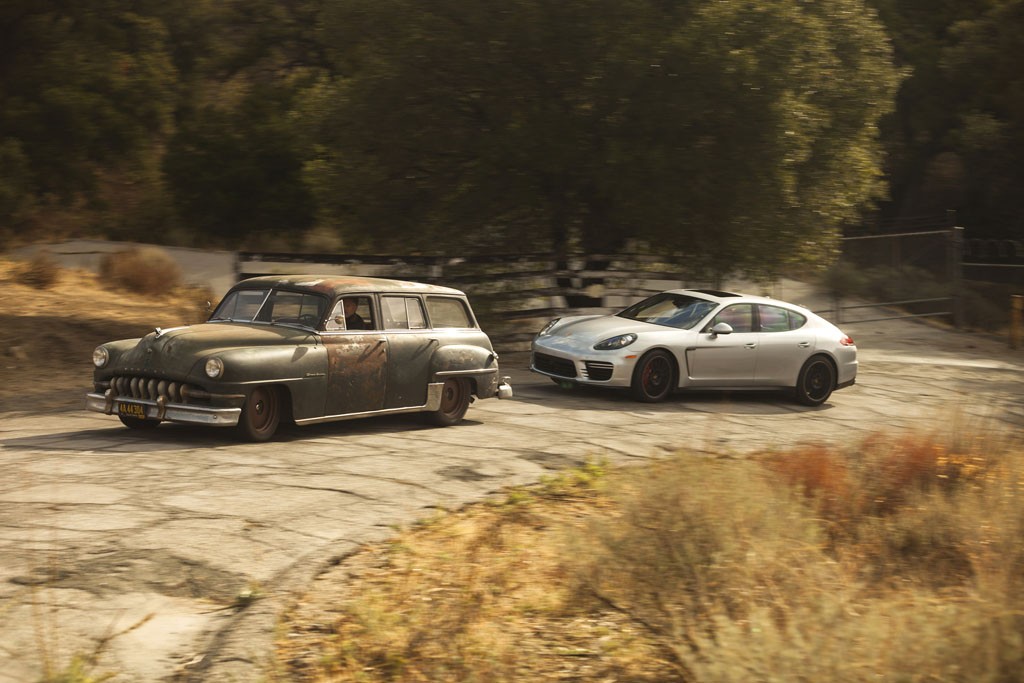 Dziwoląg ma pod maską prawdziwą perłę: 6,1-litrowe V8 HEMI