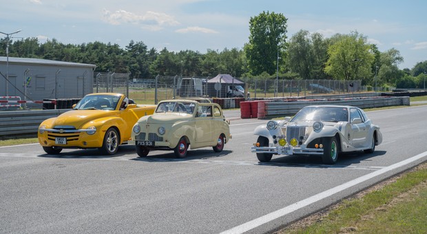 Clarkson, Hammond i May w Polsce. Można już obejrzeć "The Grand Tour: Eurowypad(ek)"
