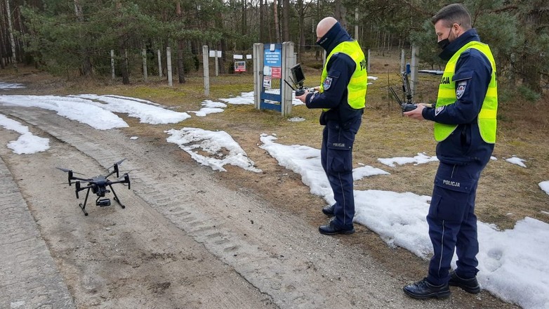 Policyjny dron widzi więcej niż patrol