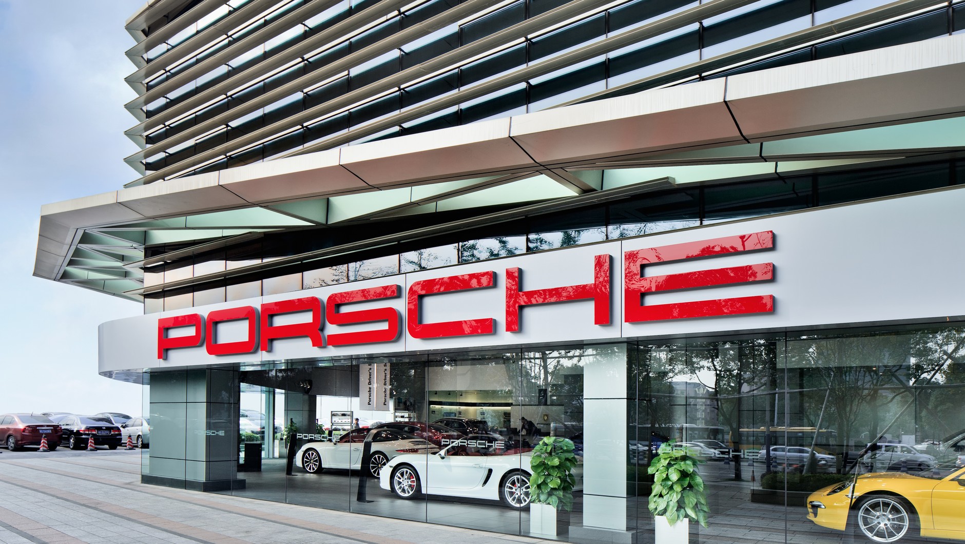 Salon Porsche w USA