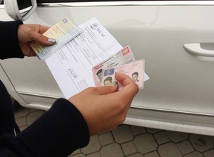 Rzecznik Finansowy proponuje zawieszenie kar za brak OC