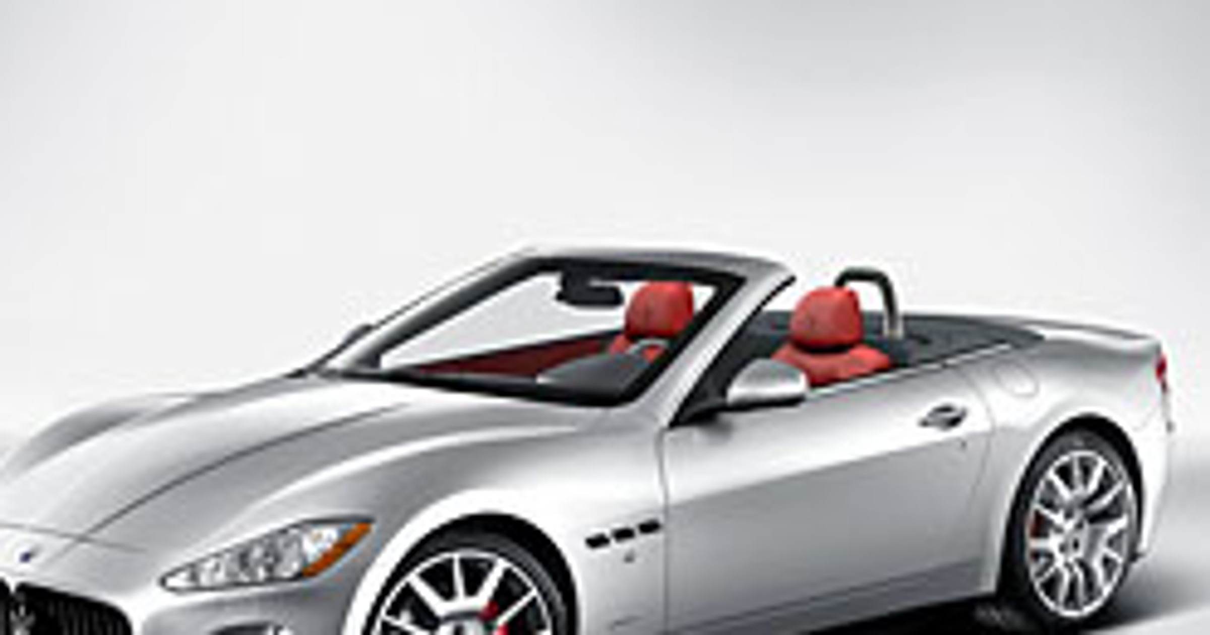 Zdjęcia szpiegowskie: Maserati Granturismo Spyder będzie coupe-kabrioletem