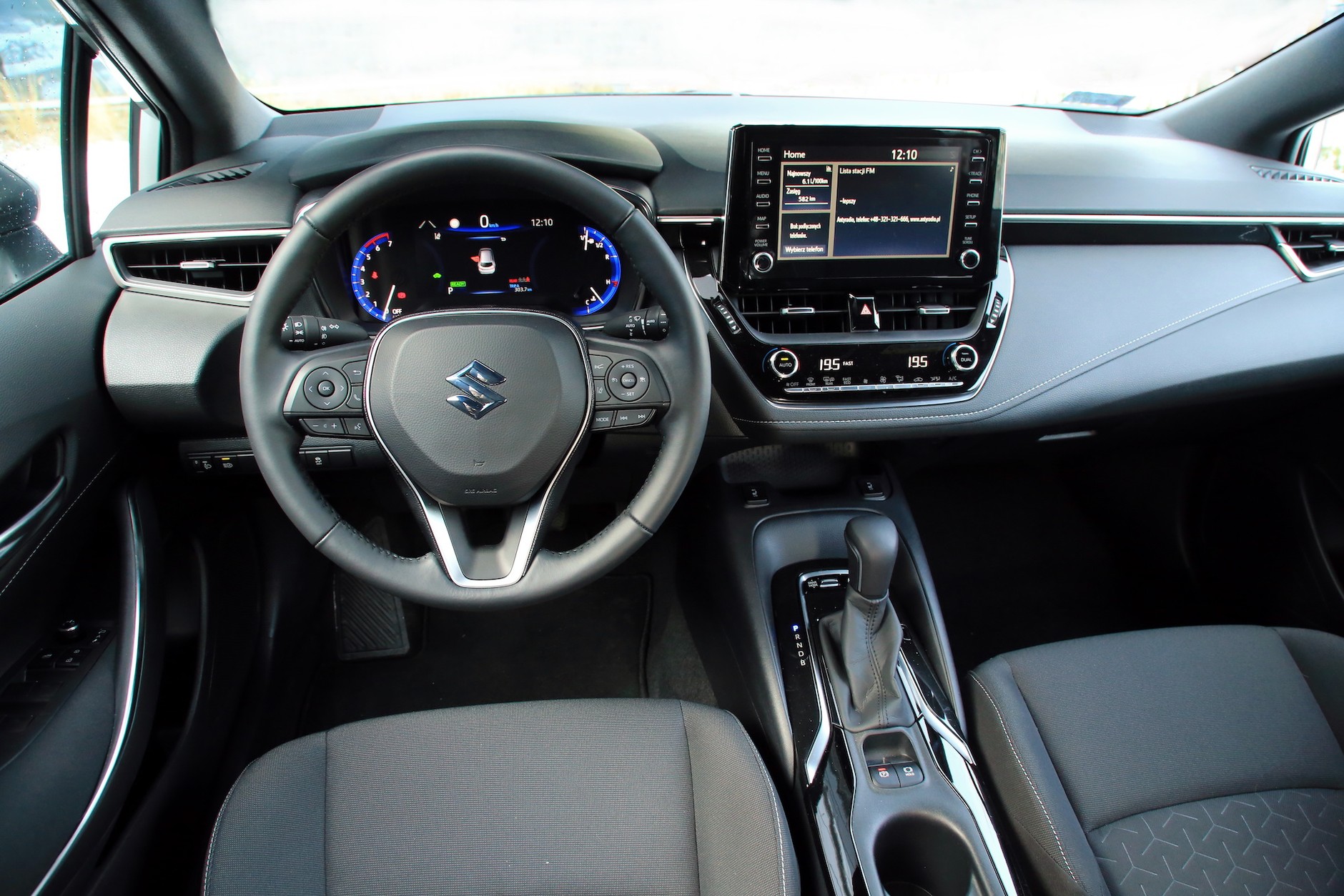 Suzuki Swace 1.8 Hybrid