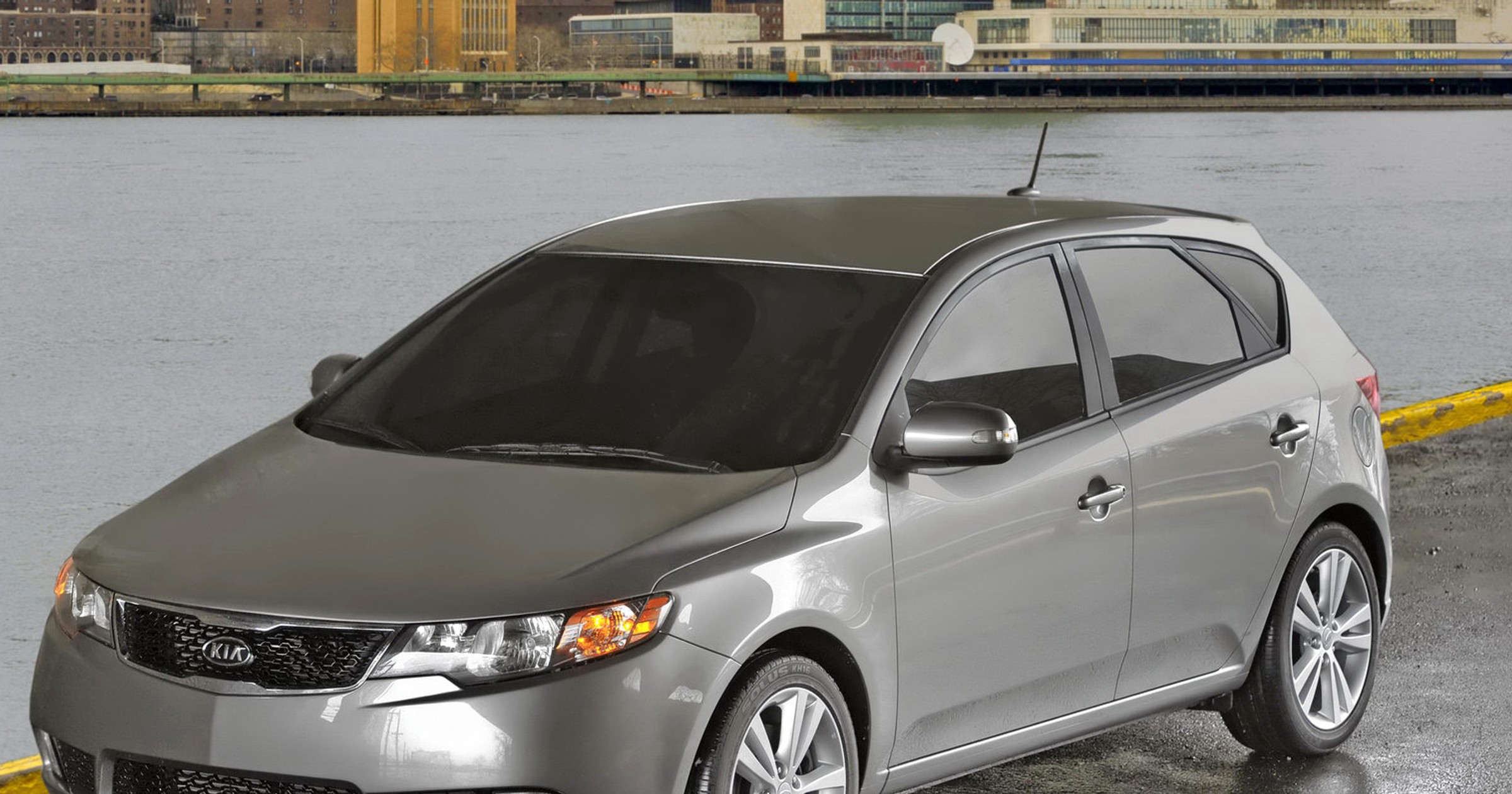 Nowy Jork 2010: Kia Forte hatchback – premiera światowa