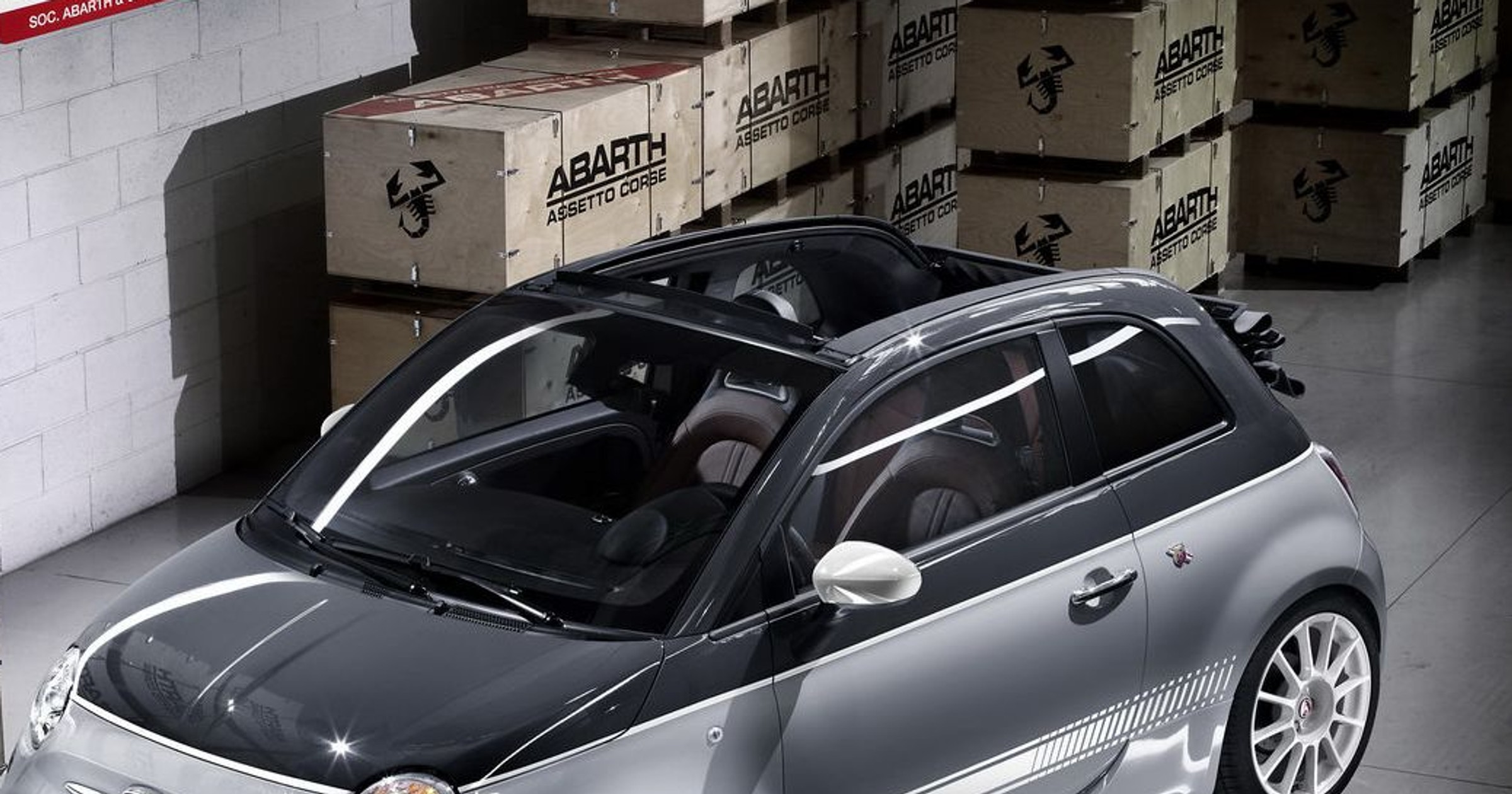 Abarth zaszaleje w Paryżu  z „esseesse”