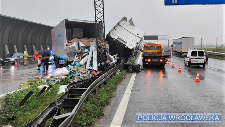 W kolizji pod Wrocławiem uczestniczyły dwa ciężarowe DAF-y