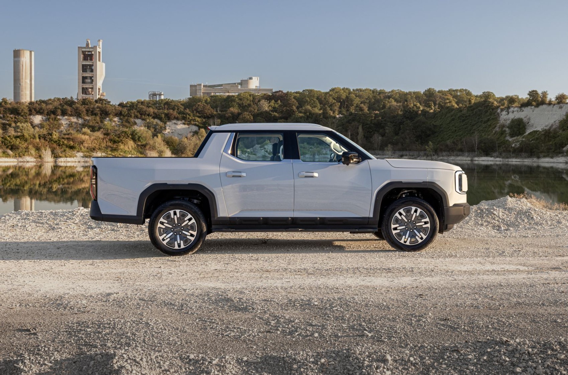 Maxus eTerron 9 (2024)