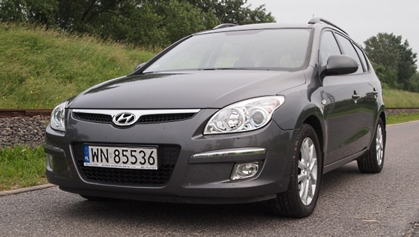 Hyundai i30 CW 1.6 CRDi (2007 - 2012) : głos rozsądku. Test i opinie