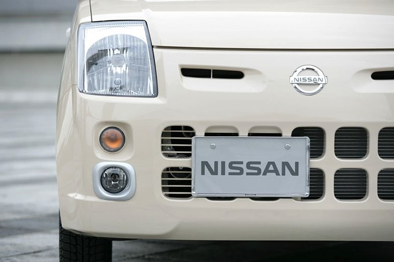 Nissan Pino – kolejny maluch