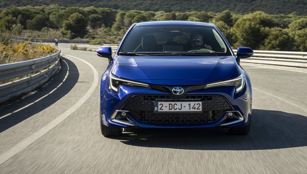 Toyota Corolla (12. generacja)