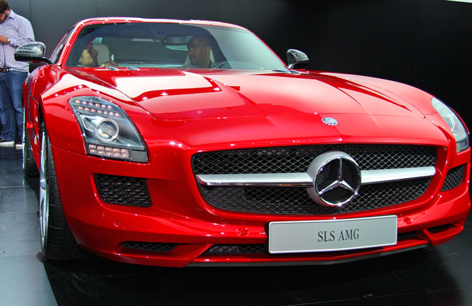 IAA Frankfurt 2009: Mercedes-Benz SLS AMG – Gullwing XXI wieku, pierwsze wrażenia