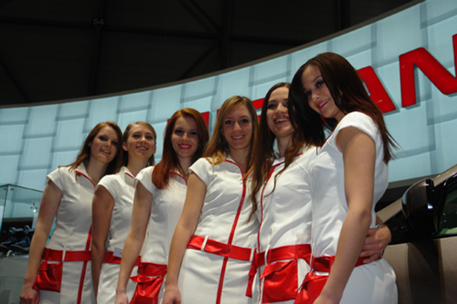 Dziewczyny Geneva Motor Show