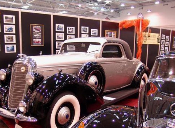 Techno Classica Essen 2011: uczta dla miłośników prawdziwej motoryzacji