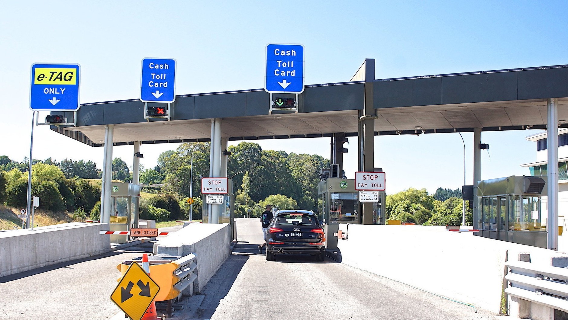 Dla jeżdżących dużo w trasie diesel wydaję się być niezastąpiony, fot. AK