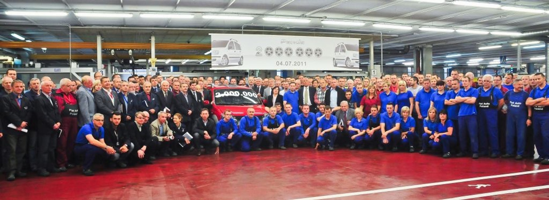 110704_F_Panda_2mln_02