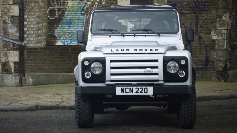 Land Rover Defender X-Tech - premiera w Brukseli