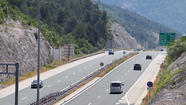 Na autostradzie najgorsza jest monotonia [KOMENTARZ]