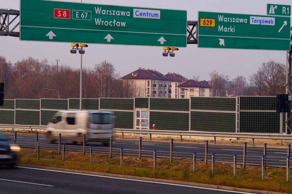 Odcinkowy pomiar prędkości na trasie S8 w Warszawie