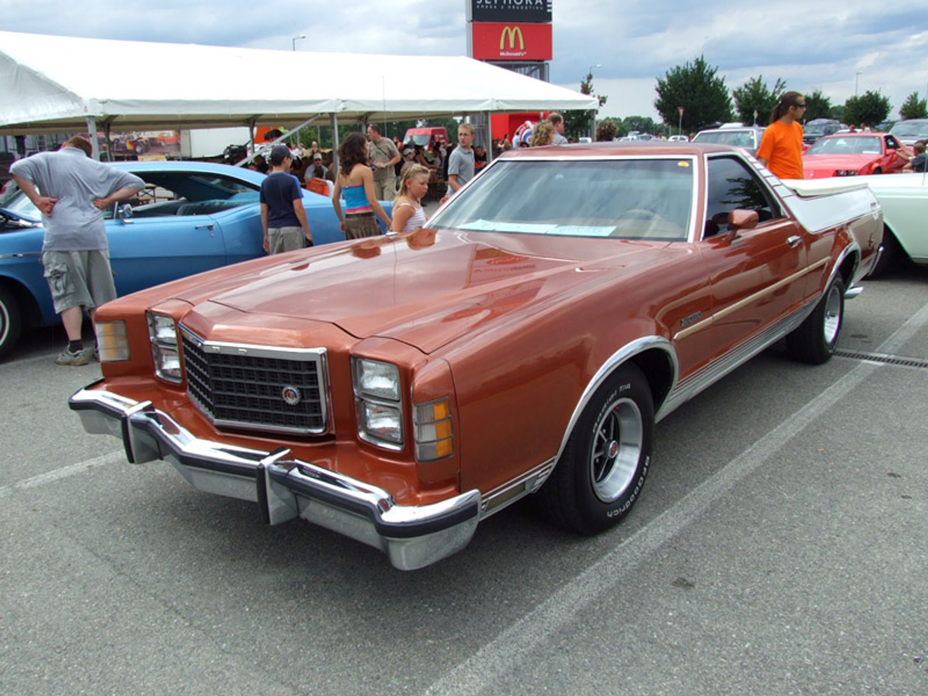 Zlot samochodów amerykańskich w Brnie (fotogaleria)