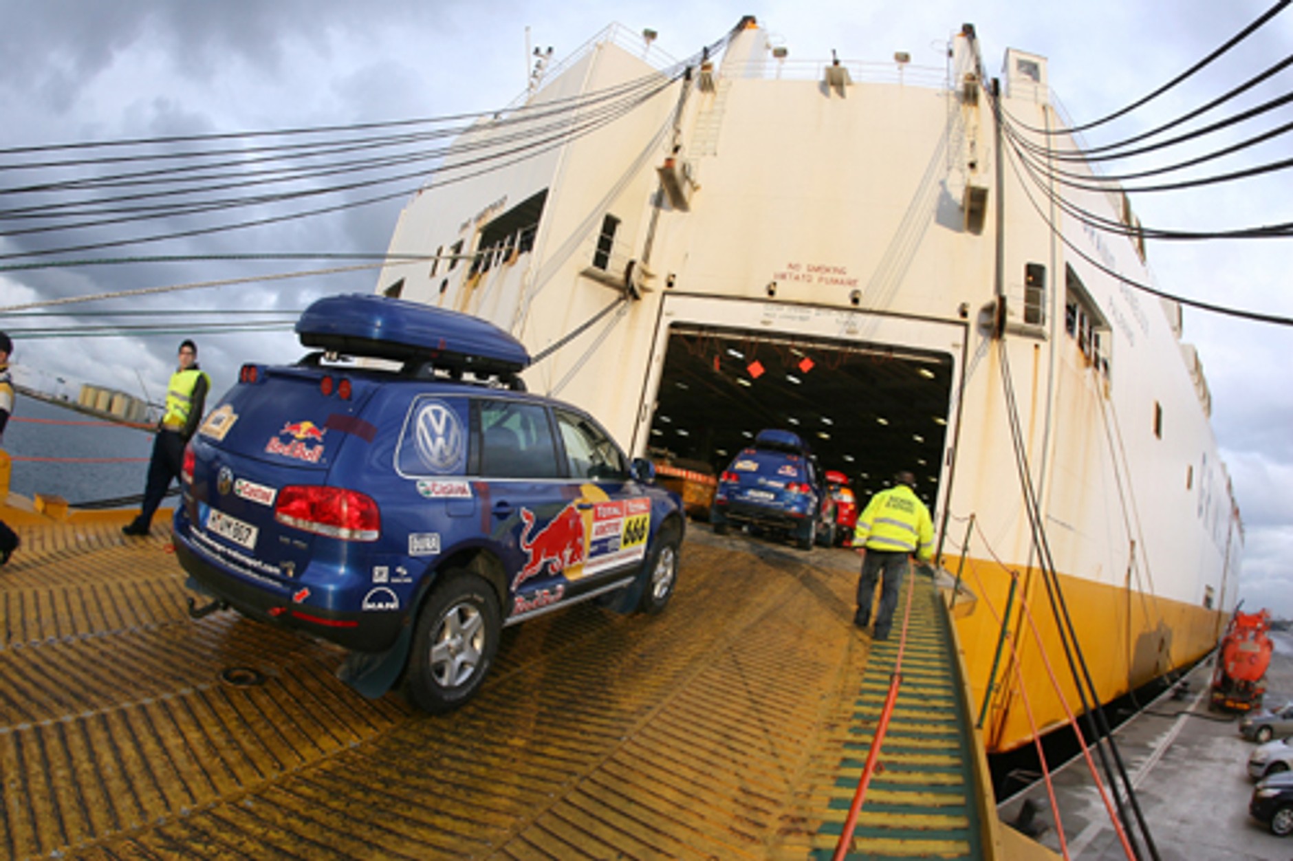 Rajd Dakar 2009 wyprowadził się z Afryki