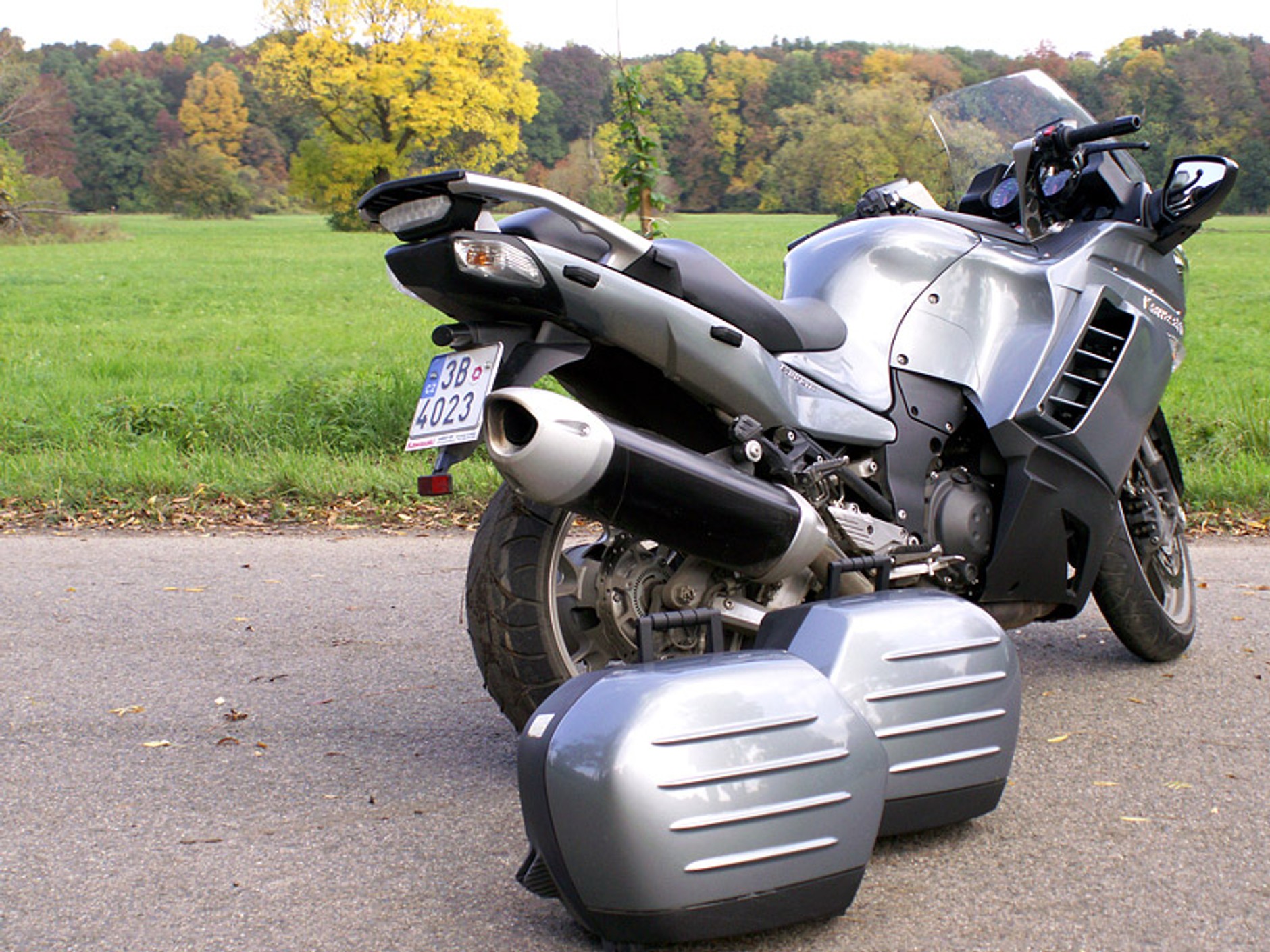 Yamaha FJR1300A kontra Kawasaki 1400GTR