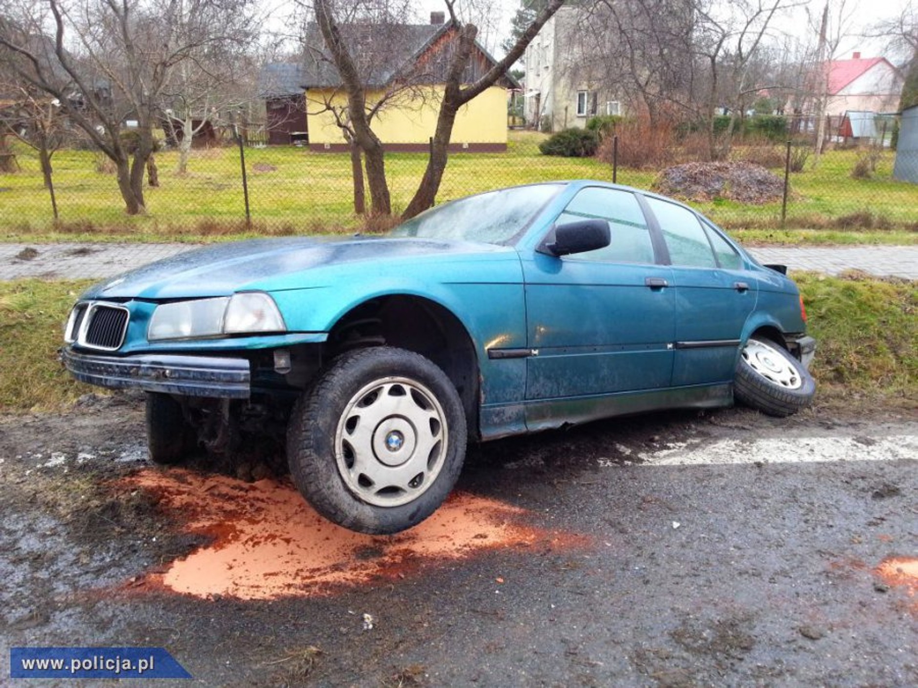 29 wykroczeń i 167 punktów karnych - pościg zakończony wypadkiem