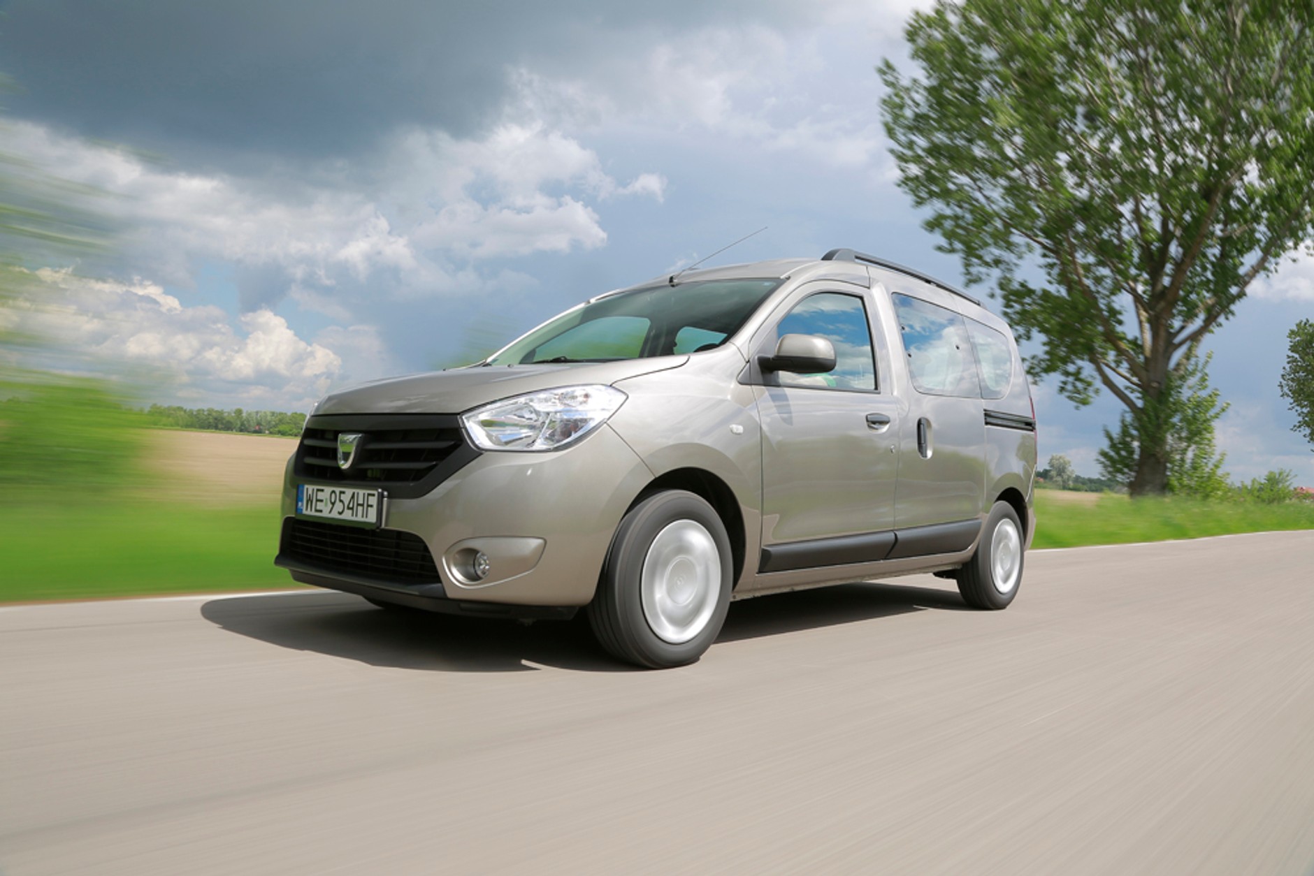 Dacia Dokker 1.5 dCi 115 KM za 59 800 zł (1. miejsce w segmencie MPV)