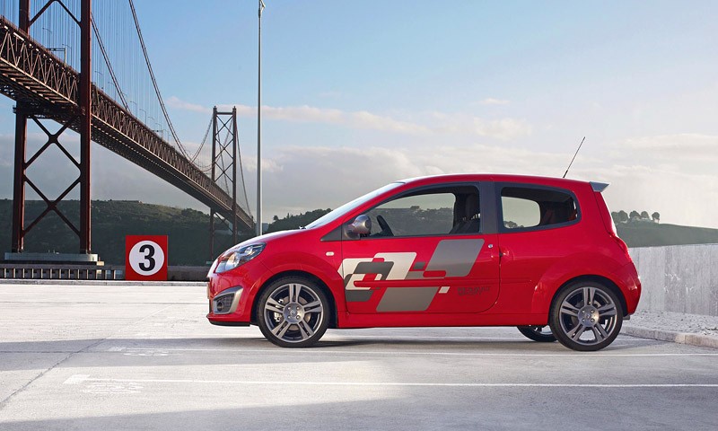Renault Twingo RS (98 kW): najbardziej dostępny model sportowy w cenie od 15 600 euro