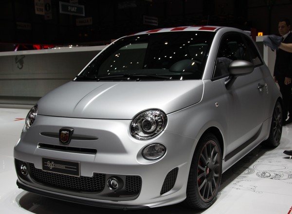 Abarth 695 Record (Genewa 2013)