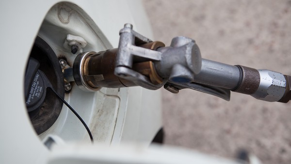 Rekordowe ceny benzyny. LPG znów się opłaca?